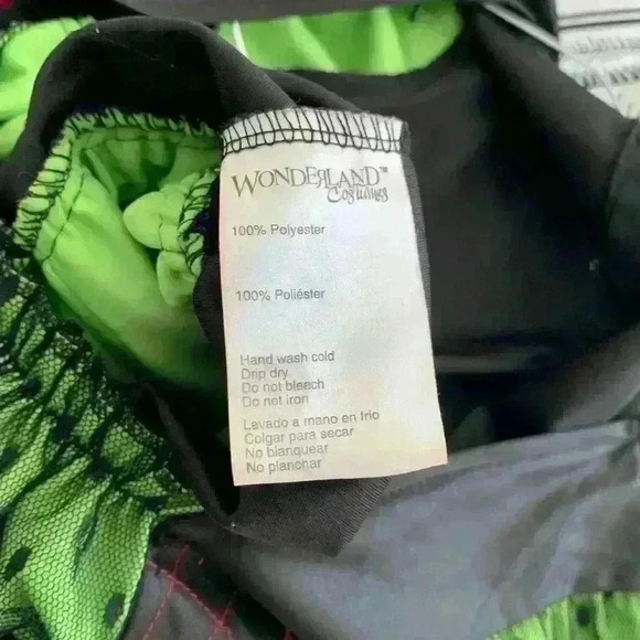 Witch or other Costume, Size not on costume but small or size 4 - Picture 5 of 7